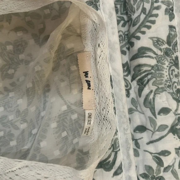 Elegant Sheer White Robe - Picture 2 of 2